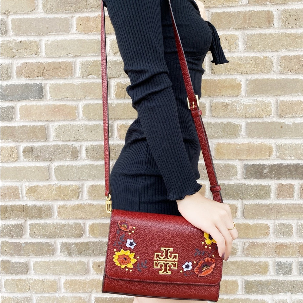 Tory Burch Large crossbody red floral - Picture 9 of 9